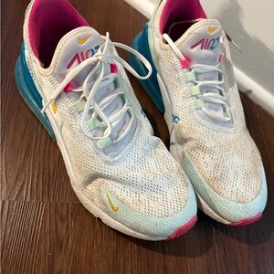 WILL CLEAN BEFORE SHIPPING: Nike Women's Sneakers - White, Pink, and Blue